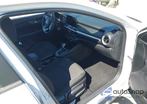 2021 Kia Forte Lxs from USA, damaged, VIN 3KPF24AD5ME268309